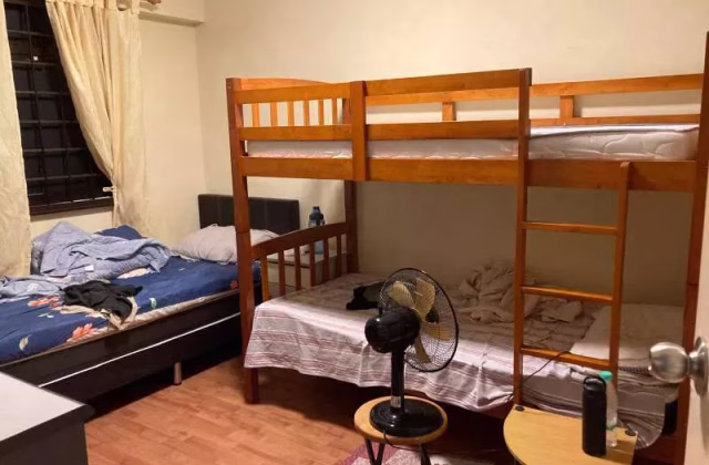 单间出租 • 碧山 • 201B Compassvale Drive • S$550 • 4房(3臥室) • 普通房
