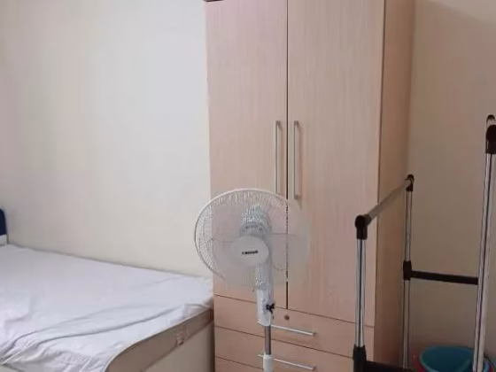 单间出租 • 马林百列 • 261 Toa Payoh East • S$800 • 3房(2臥室) • 普通房 照片