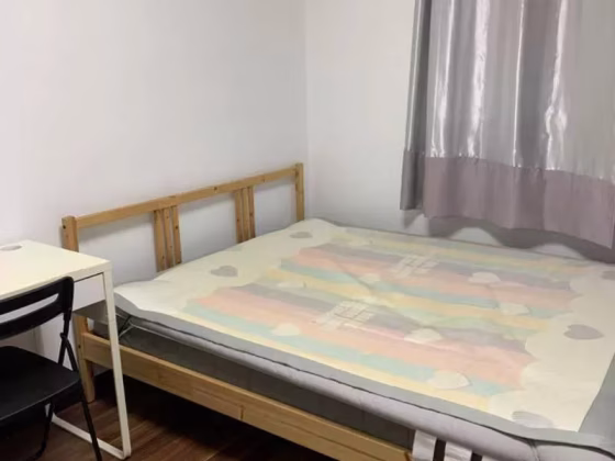 单间出租 • 蔡厝港 • 112 Commonwealth Crescent • S$1200 • 3房(2臥室) • 普通房 照片