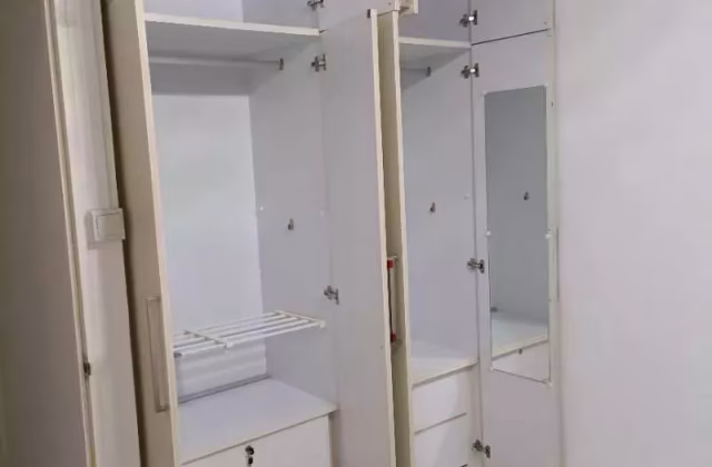 单间出租 • 金文泰 • 14 Telok Blangah Crescent • S$1000 • 3房(2臥室) • 普通房