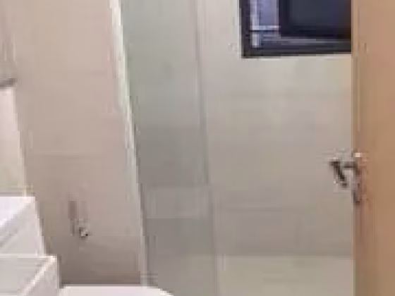 单间出租 • 后港 •  Skypark Residences • S$1200 • 执行公寓 • 普通房 照片