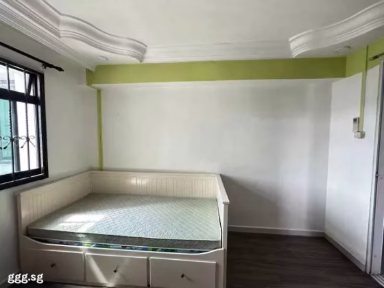 单间出租 • 三巴旺 • 583 Woodlands Drive 16 • S$500 • 3房(2臥室) • 床位出租 照片