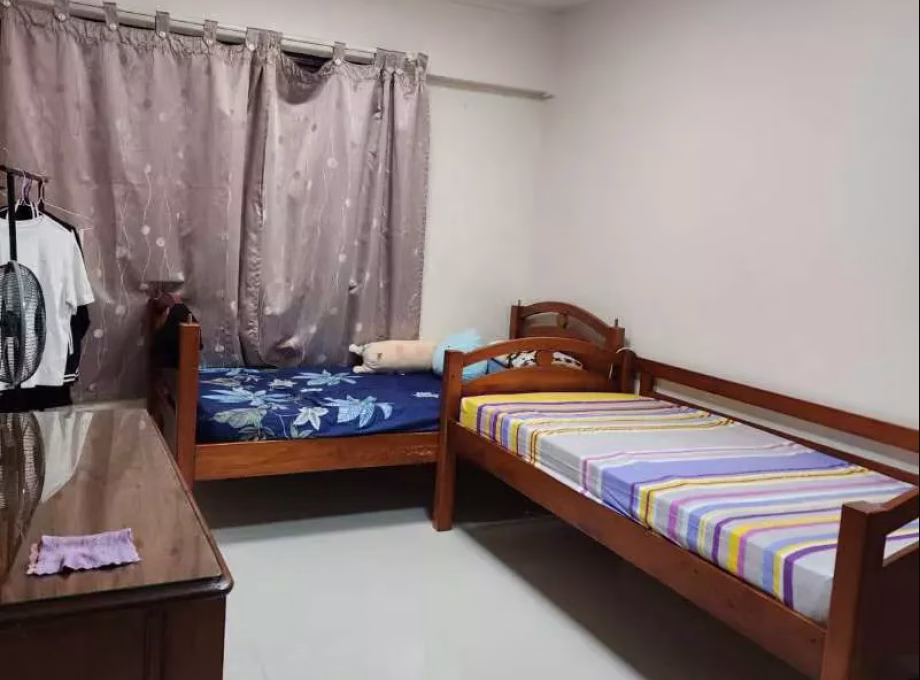 单间出租 • 三巴旺 • 205 Marsiling Drive • S$500 • 4房(3臥室) • 普通房 照片