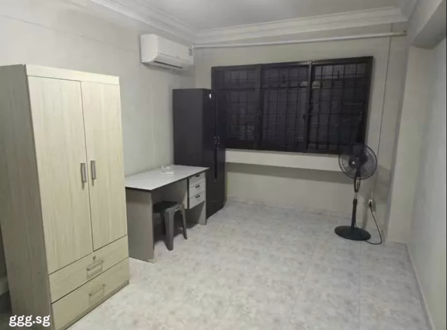 单间出租 • 新加坡河 • 964 Hougang Avenue 9 • S$850 • 3房(2臥室) • 普通房 照片