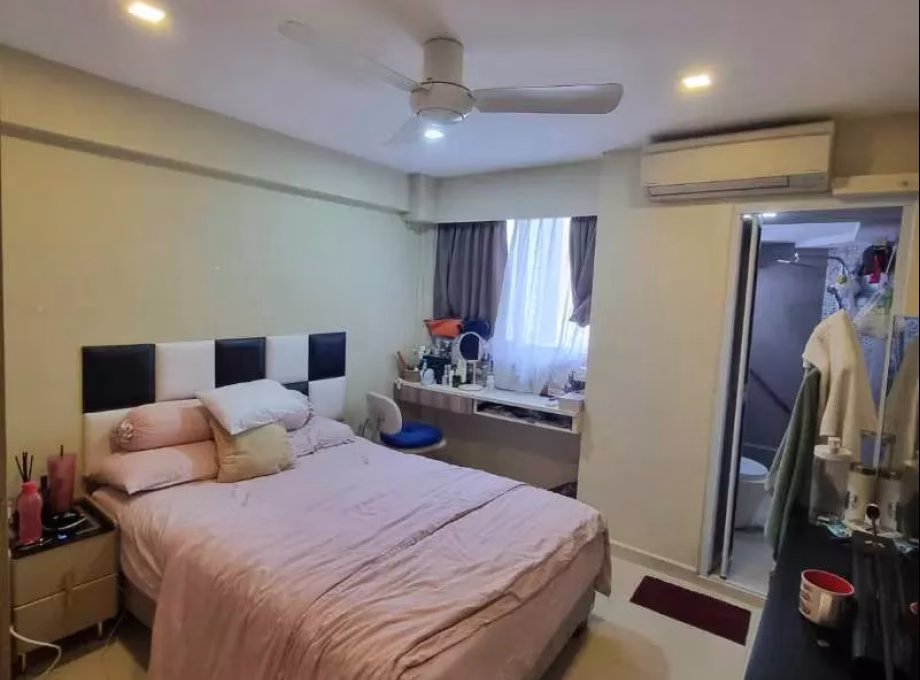 单间出租 • 金文泰 • 1 Everton Park • S$1600 • 5房(4臥室) • 主人房 照片
