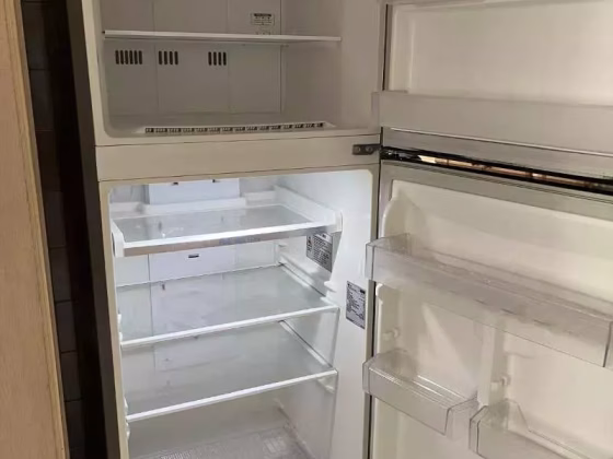 整套出租 • 马林百列 • 171 Lorong 1 Toa Payoh • S$4300 • 4房(3臥室) • 1150ft² / 106m² 照片