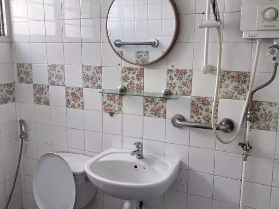 整套出租 • 马林百列 • 171 Lorong 1 Toa Payoh • S$4300 • 4房(3臥室) • 1150ft² / 106m² 照片