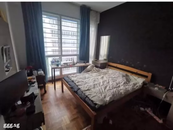 单间出租 • 三巴旺 •  La Casa • S$1500 • 共管公寓 • 主人房 照片