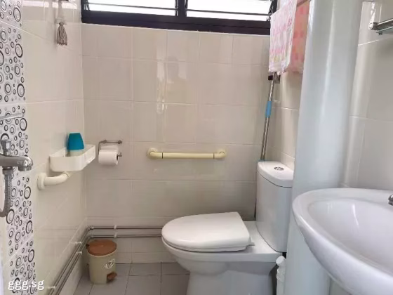 单间出租 • 新加坡河 • 112 Hougang Avenue 1 • S$900 • 3房(2臥室) • 普通房 照片