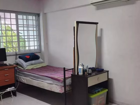 整套出租 • 巴耶利峇 • 311 Jurong East Street 32 • S$3600 • 4房(3臥室) • 1008ft² / 93m² 照片