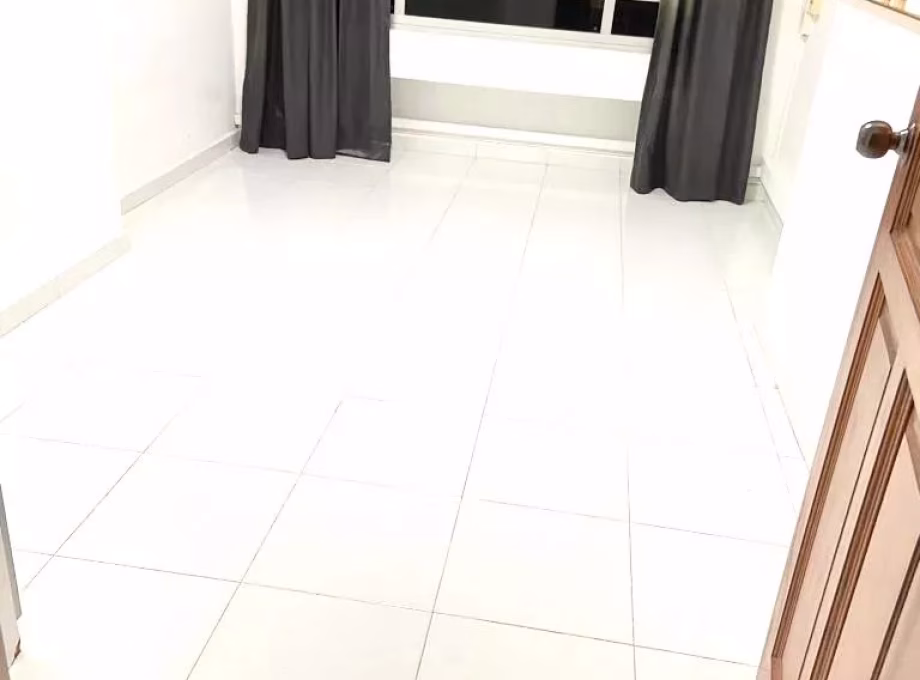 单间出租 • 宏茂桥 • 234 Pasir Ris Drive 4 • S$800 • 4房(3臥室) • 普通房 照片