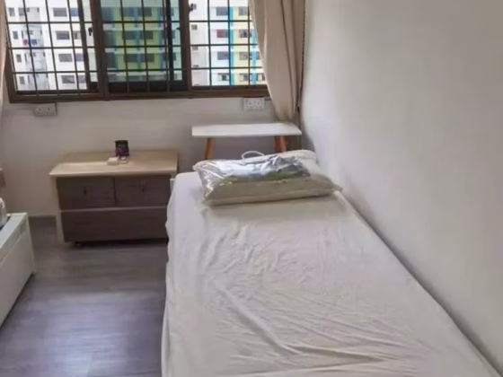 单间出租 • 三巴旺 • 553 Woodlands Drive 44 • S$600 • 5房(4臥室) • 普通房 照片