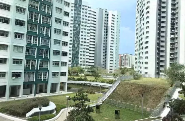 单间出租 • 碧山 • 415A Fernvale Link • S$900 • 4房(3臥室) • 普通房