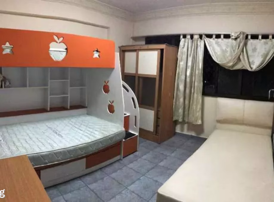 单间出租 • 三巴旺 • 894B Woodlands Drive 50 • S$850 • 4房(3臥室) • 普通房 照片