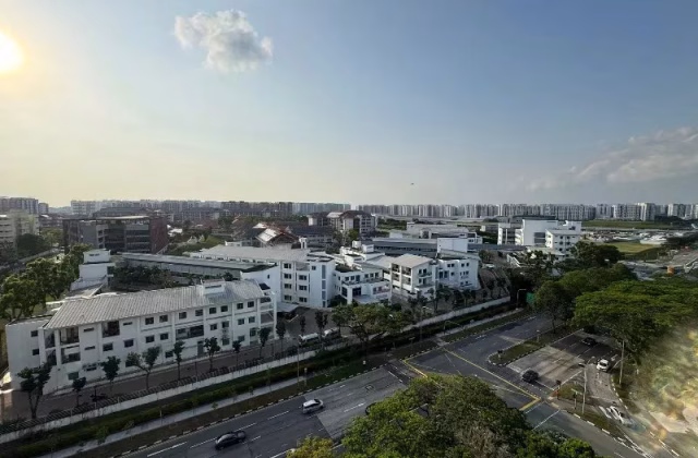 房屋出售 • 新加坡河 •  Hougang Green • S$1180000 • 住宅公寓 • 1141ft² / 106m²