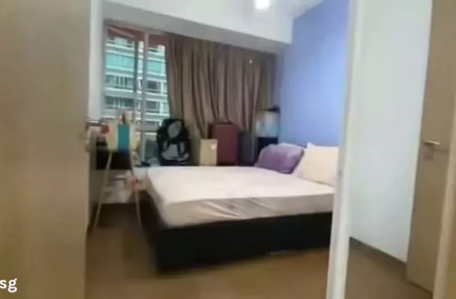 单间出租 • 林厝港 •  Caspian • S$2300 • 共管公寓 • 主人房