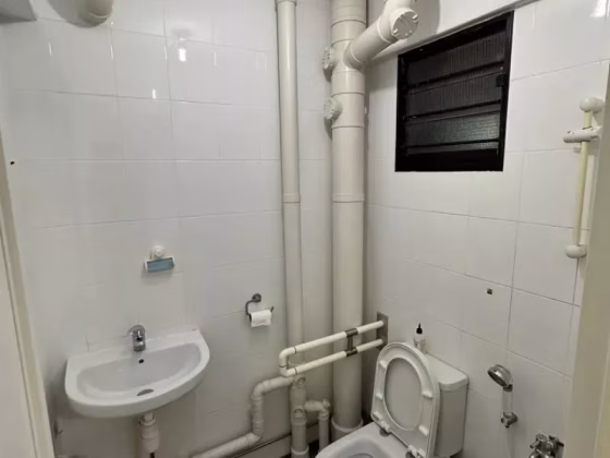 单间出租 • 巴耶利峇 • 306 Jurong East Street 32 • S$1600 • 3房(2臥室) • 主人房 照片