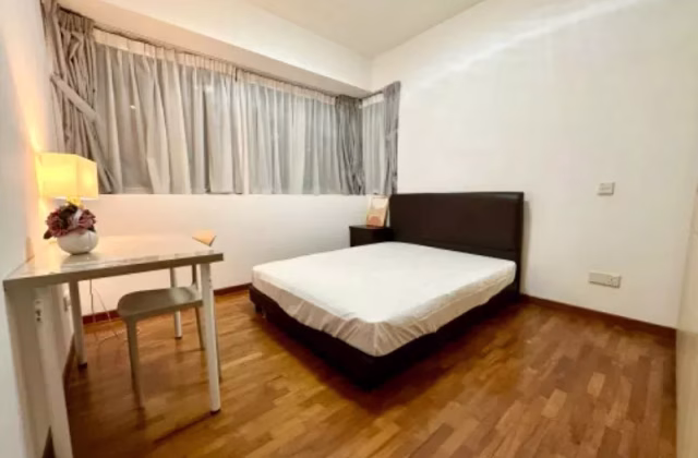 单间出租 • 中央集水区 •  8 Eden Grove • S$2200 • 住宅公寓 • 主人房
