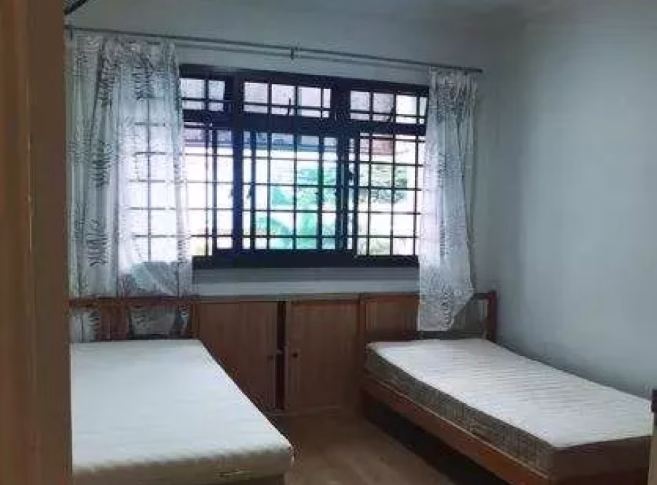 整套出租 • 巴耶利峇 • 286A Toh Guan Road • S$3600 • 3房(2臥室) • 1119ft² / 103m² 照片