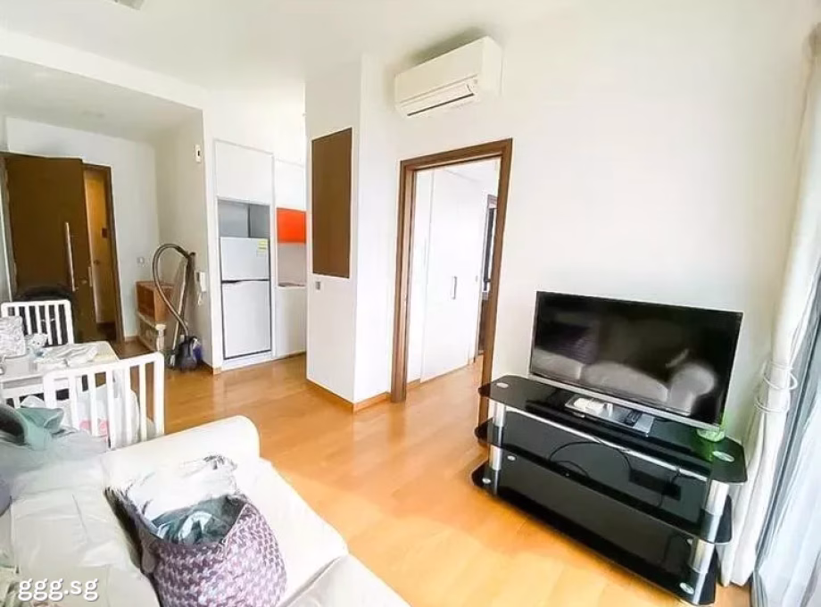 整套出租 • 勿洛 •  Espada • S$3050 • 住宅公寓 • 560ft² / 52m² 照片