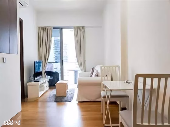 整套出租 • 勿洛 •  Espada • S$3050 • 住宅公寓 • 560ft² / 52m² 照片