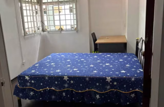 单间出租 • 三巴旺 • 355 Woodlands Avenue 1 • S$1000 • 3房(2臥室) • 普通房