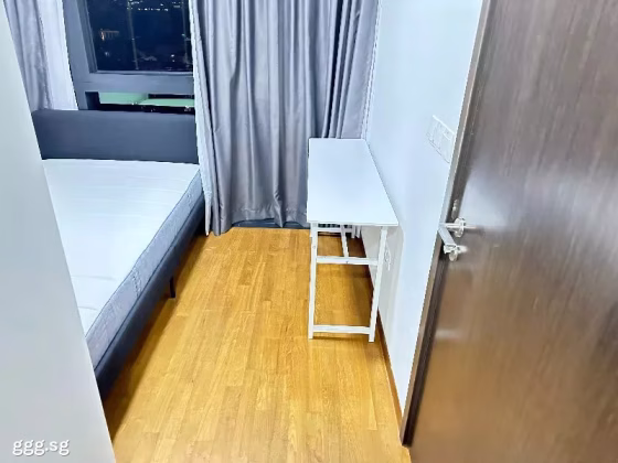 单间出租 • 欧南 •  Arena Residences • S$1800 • 住宅公寓 • 普通房 照片