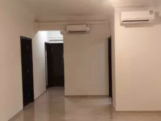 单间出租 • 兀兰 •  Pinetree Condo • S$2500 • 住宅公寓 • 主人房 照片