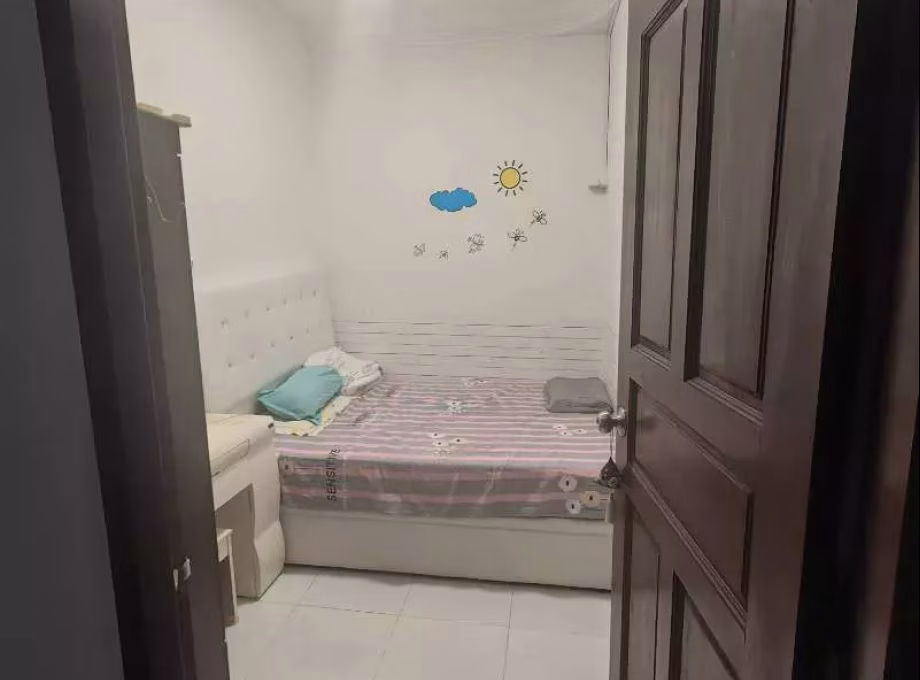 单间出租 • 纽顿 •  Treasure Loft • S$850 • 住宅公寓 • 普通房 照片