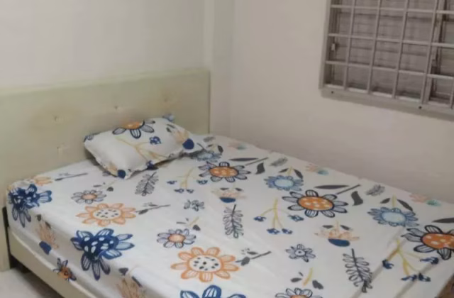 单间出租 • 东陵 • 1 Changi Village Road • S$1000 • 3房(2臥室) • 普通房