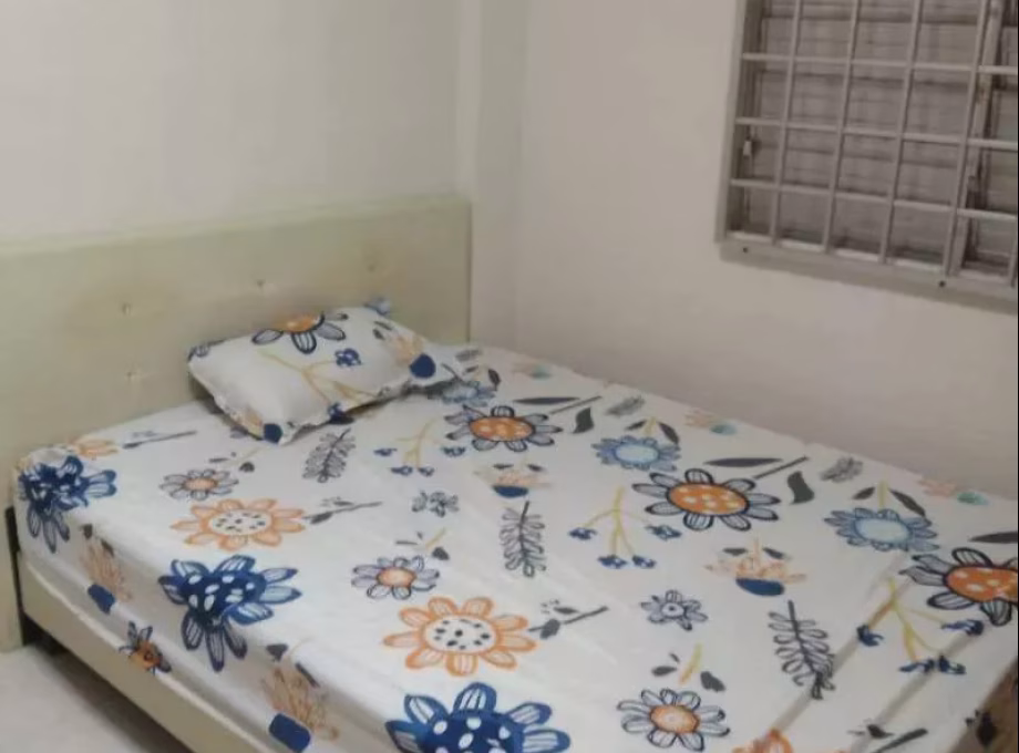 单间出租 • 东陵 • 1 Changi Village Road • S$1000 • 3房(2臥室) • 普通房 照片