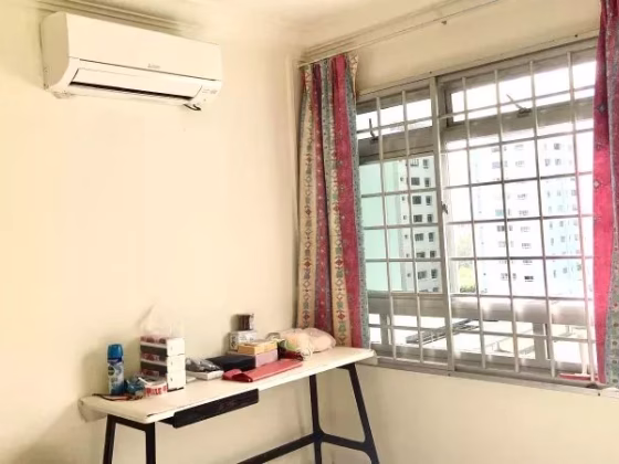 单间出租 • 宏茂桥 • 234 Pasir Ris Drive 4 • S$900 • 5房(4臥室) • 普通房 照片