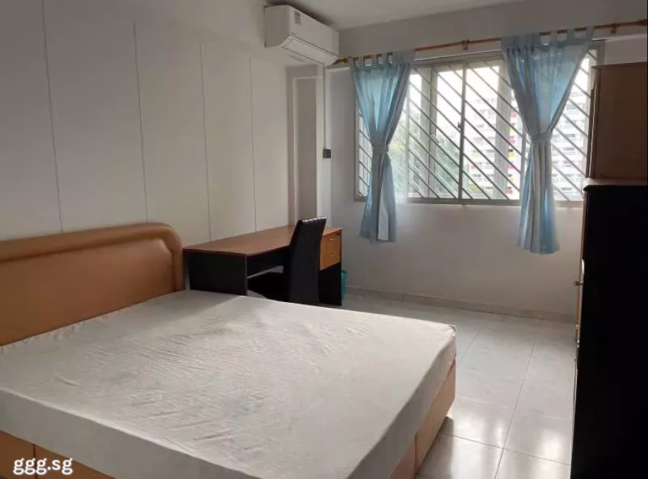 单间出租 • 芽笼 • 210 Choa Chu Kang Central • S$800 • 4房(3臥室) • 普通房 照片