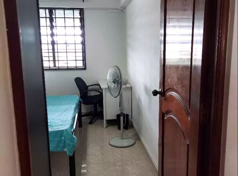 单间出租 • 武吉班让 • 339 Clementi Avenue 5 • S$1000 • 3房(2臥室) • 普通房 照片