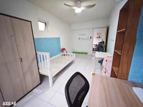单间出租 • 新加坡河 • 439 Hougang Avenue 8 • S$1100 • 3房(2臥室) • 普通房 照片