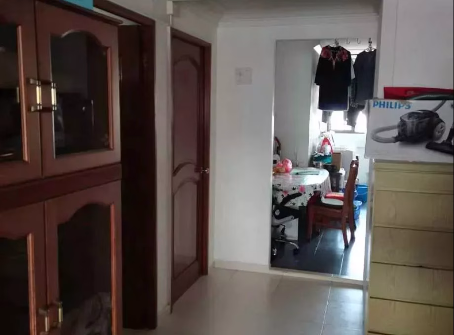 单间出租 • 新加坡河 • 523 Hougang Avenue 6 • S$450 • 3房(2臥室) • 床位出租 照片