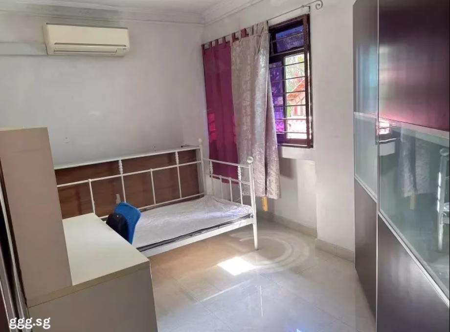 单间出租 • 林厝港 • 690 Jurong West Central 1 • S$1000 • 4房(3臥室) • 普通房 照片