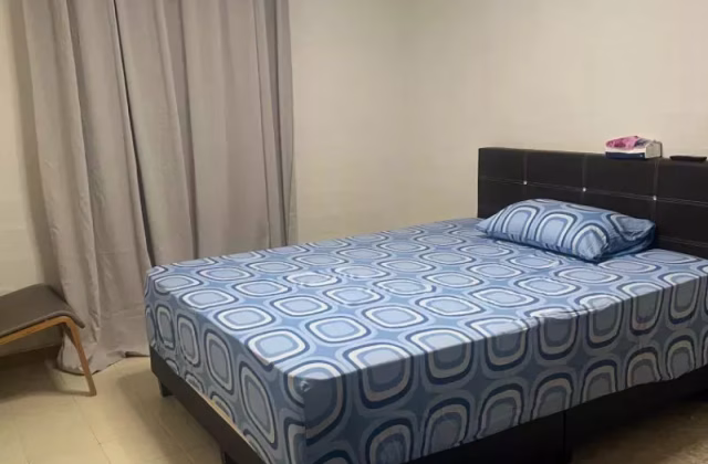 单间出租 • 金文泰 • 26 Jalan Klinik • S$1400 • 3房(2臥室) • 普通房