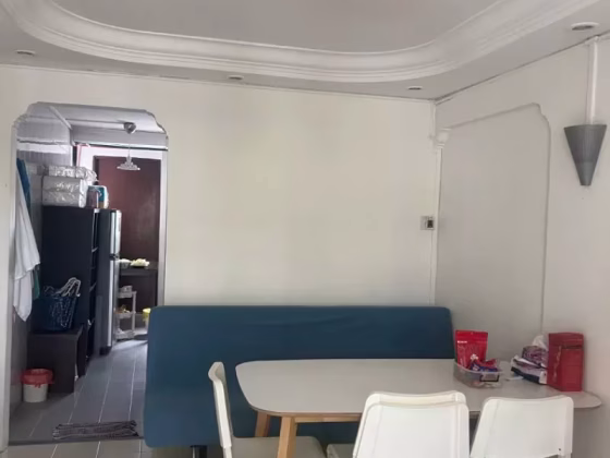 单间出租 • 金文泰 • 26 Jalan Klinik • S$1400 • 3房(2臥室) • 普通房 照片