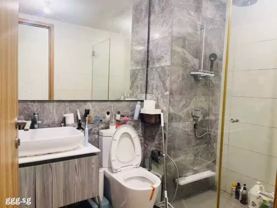 单间出租 • 樟宜 •  Flo Residence • S$1200 • 住宅公寓 • 普通房 照片