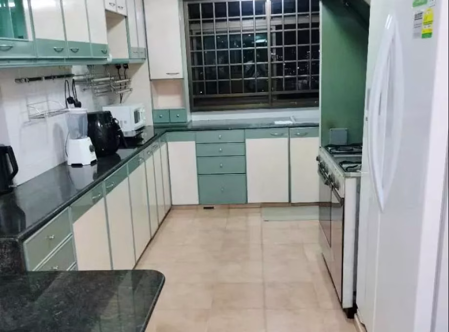 单间出租 • 马林百列 • 35 Lorong 5 Toa Payoh • S$1550 • 3房(2臥室) • 主人房 照片