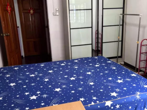 单间出租 • 三巴旺 • 355 Woodlands Avenue 1 • S$1000 • 4房(3臥室) • 普通房 照片