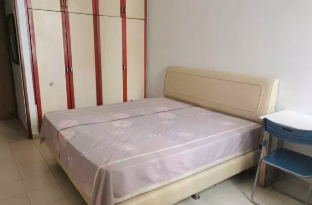 单间出租 • 中央集水区 • 239 Serangoon Avenue 2 • S$1350 • 4房(3臥室) • 主人房