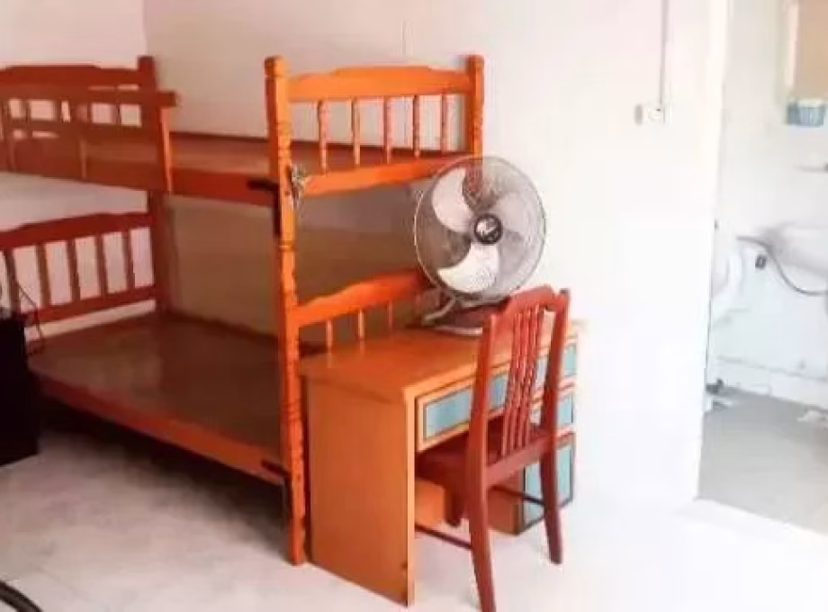 单间出租 • 宏茂桥 • 763 Pasir Ris Street 71 • S$1300 • 4房(3臥室) • 主人房 照片