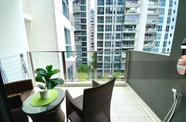 整套出租 • 马林百列 •  Bartley Ridge • S$2500 • 共管公寓 • 463ft² / 43m²