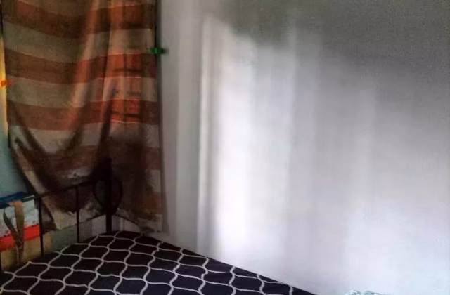 单间出租 • 林厝港 • 209 Boon Lay Place • S$650 • 3房(2臥室) • 佣人房