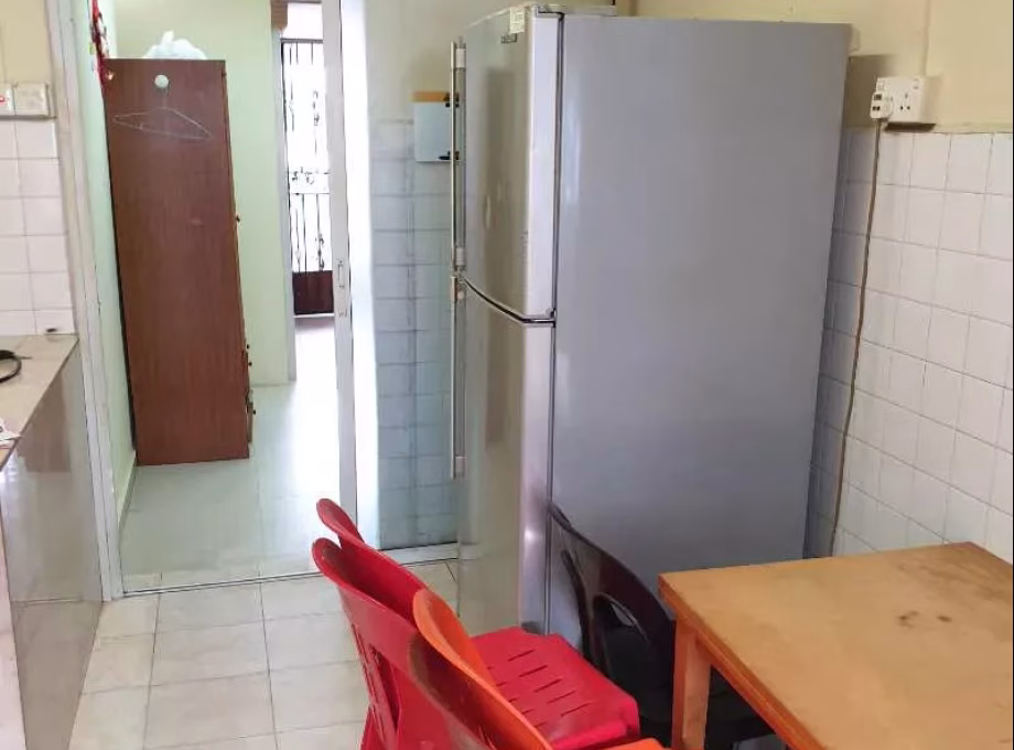 整套出租 • 武吉巴督 • 374 Bukit Batok Street 31 • S$3500 • 3房(2臥室) • 670ft² / 62m² 照片
