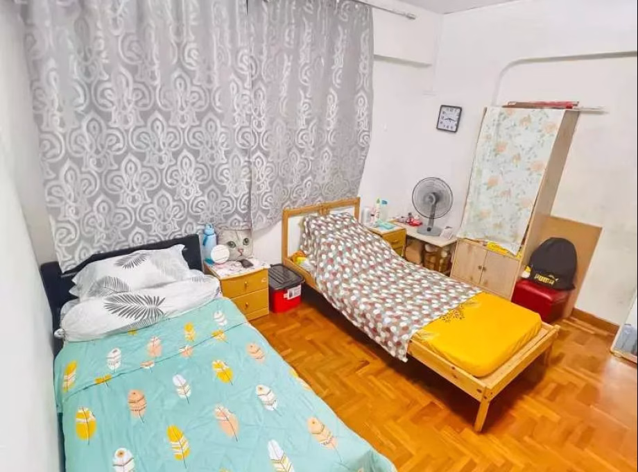 单间出租 • 梧槽 • 325 Yishun Central • S$1000 • 执行组屋 • 普通房 照片