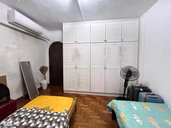 单间出租 • 梧槽 • 325 Yishun Central • S$1000 • 执行组屋 • 普通房 照片