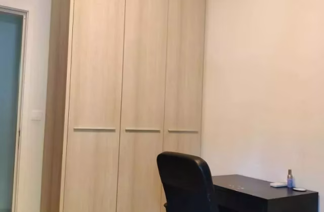 单间出租 • 后港 •  Canberra Residences • S$800 • 共管公寓 • 普通房
